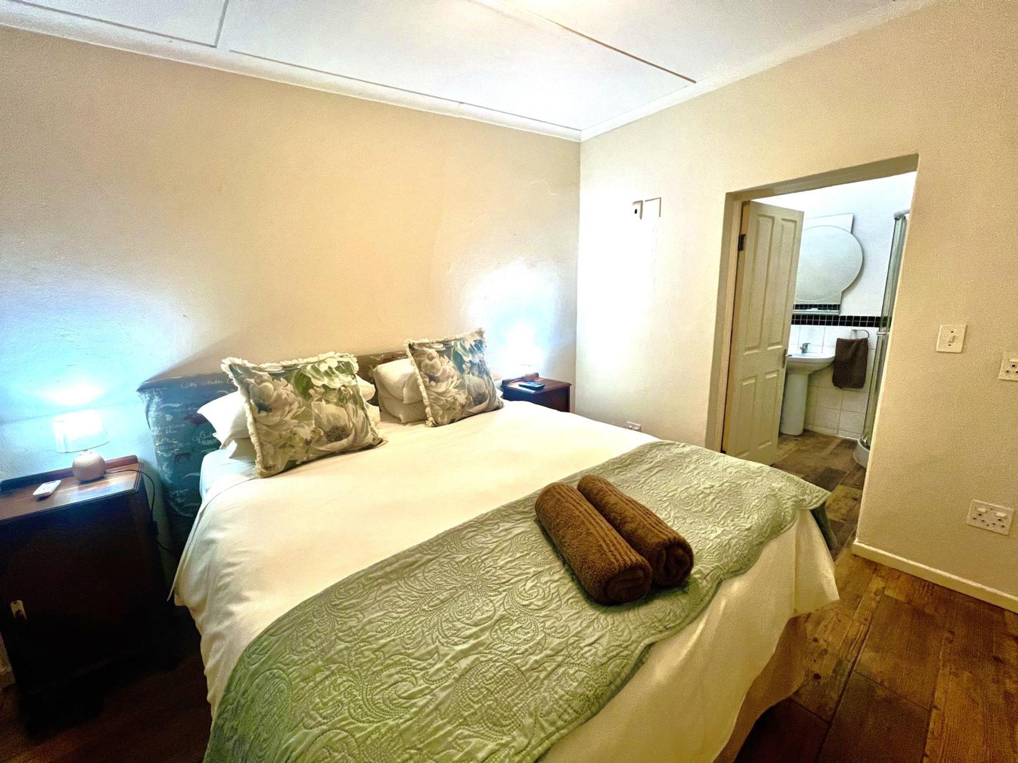 Donkin Country House Beaufort West Ngoại thất bức ảnh